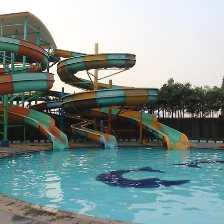 Greenotel Cilegon Exterior photo