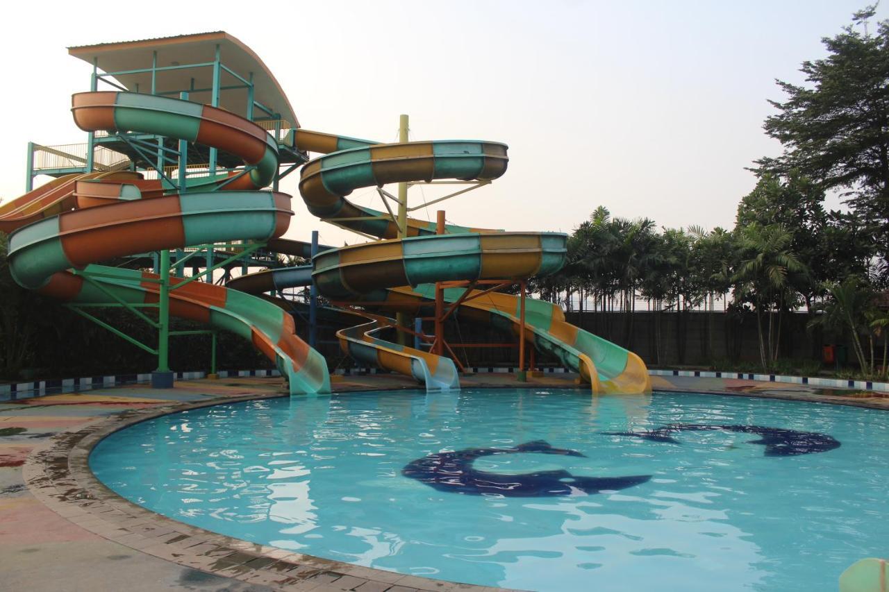 Greenotel Cilegon Exterior photo